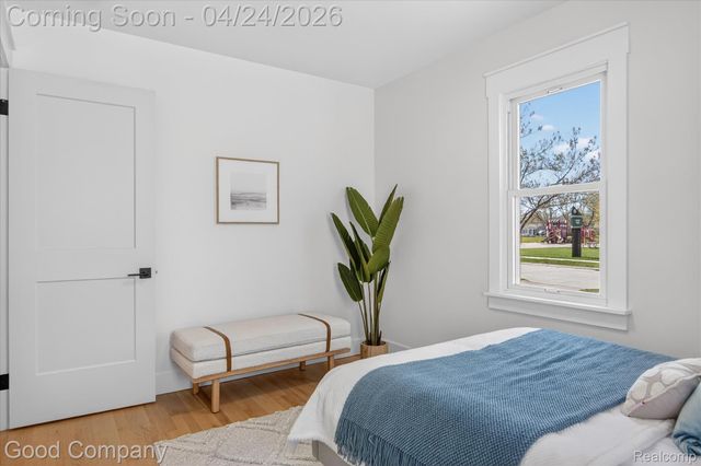 4336 Mandalay Avenue, Royal Oak, MI 48073