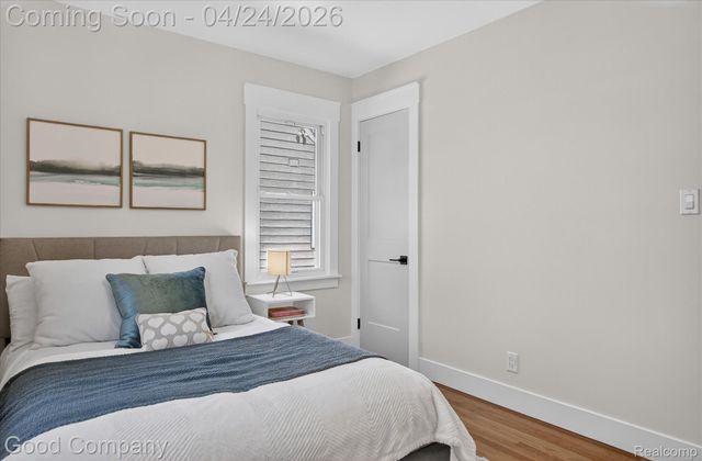 4336 Mandalay Avenue, Royal Oak, MI 48073