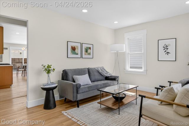 4336 Mandalay Avenue, Royal Oak, MI 48073