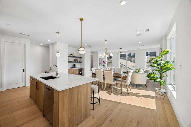 4719 Manett Street 101, Dallas, TX 75204