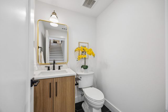 4719 Manett Street 101, Dallas, TX 75204