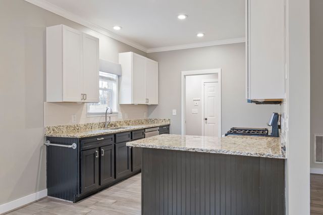 1735 Dryden Dr, Spring Hill, TN 37174