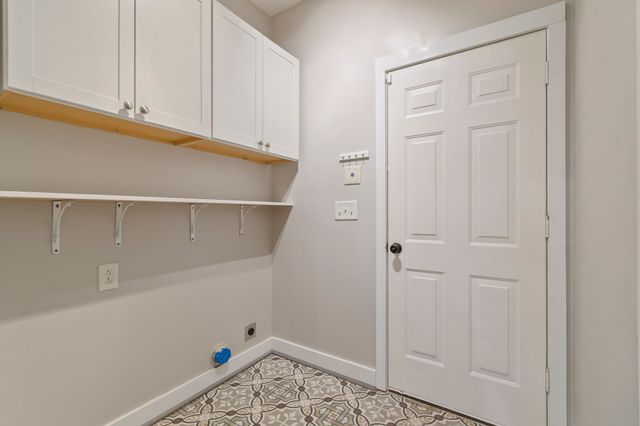 1735 Dryden Dr, Spring Hill, TN 37174