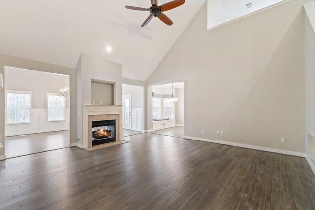 1735 Dryden Dr, Spring Hill, TN 37174