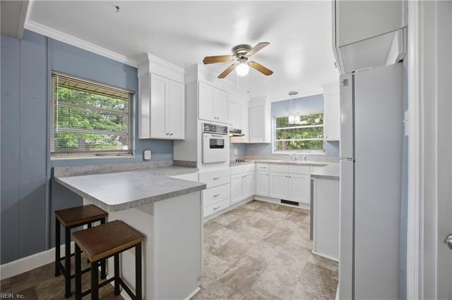 3312 Dogwood DR, Portsmouth, VA 23703