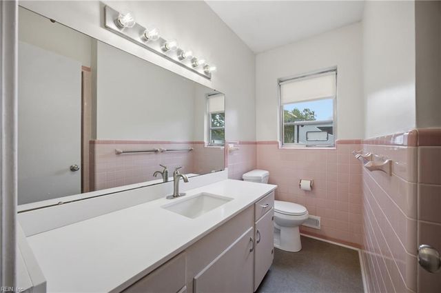 3312 Dogwood DR, Portsmouth, VA 23703