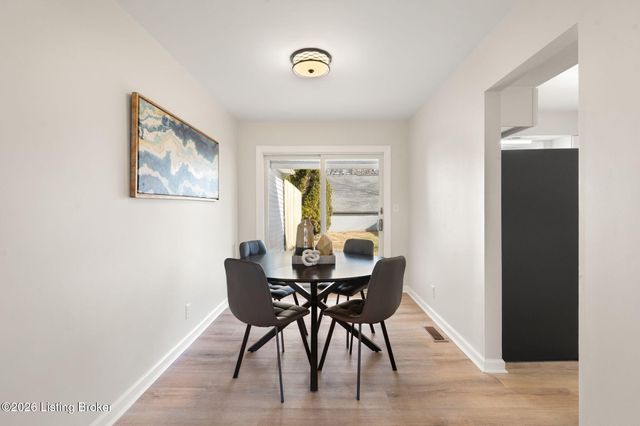 3105 Bushmill Park, Louisville, KY 40241