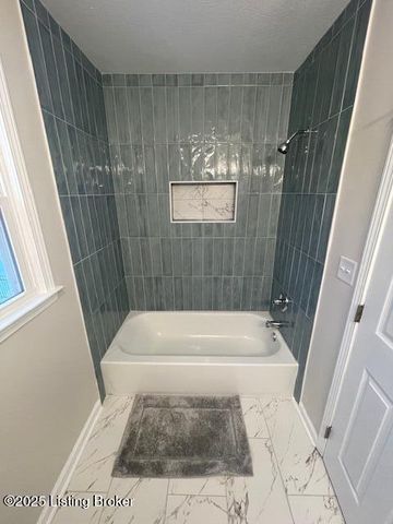 3105 Bushmill Park, Louisville, KY 40241