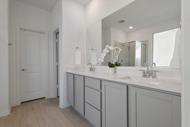 1133 Canuela Way, Justin, TX 76247