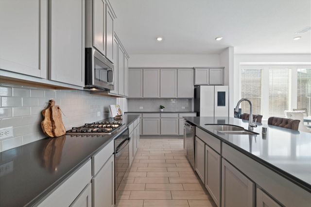 1133 Canuela Way, Justin, TX 76247