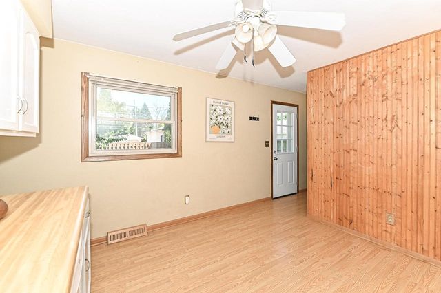 4280 S Pennsylvania AVENUE, Saint Francis, WI 53235