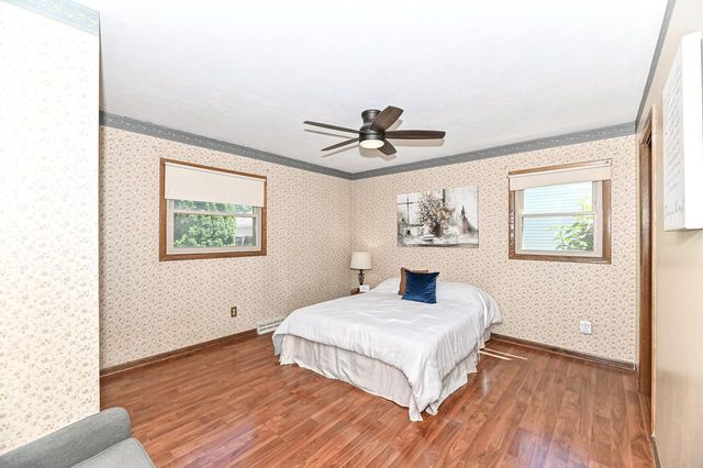 4280 S Pennsylvania AVENUE, Saint Francis, WI 53235