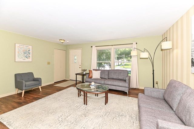 4280 S Pennsylvania AVENUE, Saint Francis, WI 53235