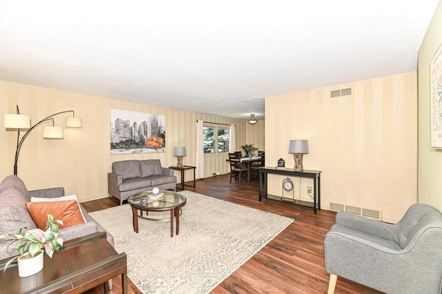 4280 S Pennsylvania AVENUE, Saint Francis, WI 53235