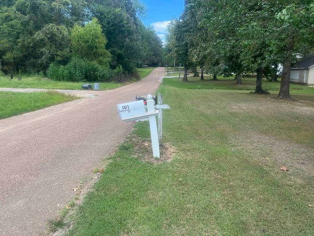 101 WINTERBERRY CIR, Middleton, TN 38052