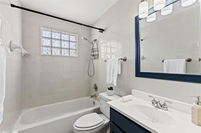 305 W FRIERSON AVENUE, Tampa, FL 33603