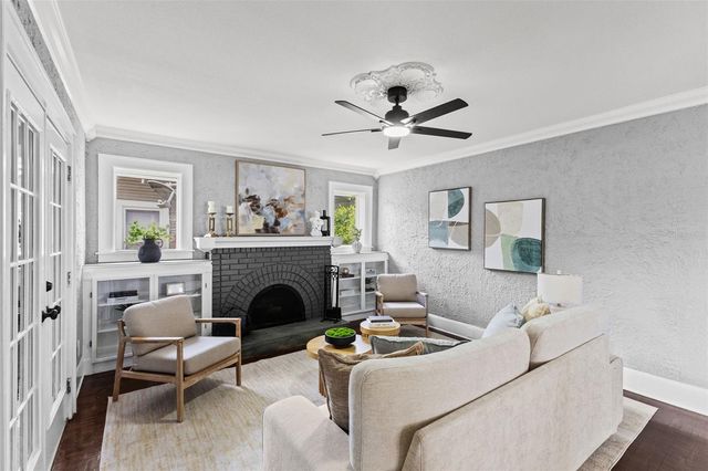 305 W FRIERSON AVENUE, Tampa, FL 33603