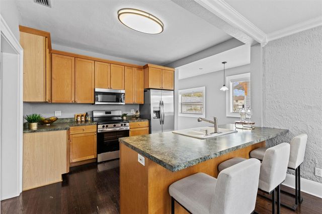 305 W FRIERSON AVENUE, Tampa, FL 33603