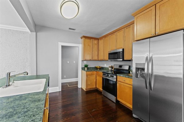 305 W FRIERSON AVENUE, Tampa, FL 33603