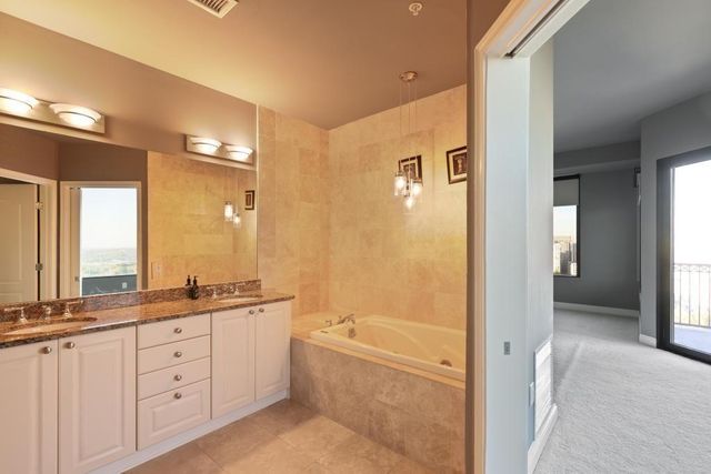 2828 Peachtree Road 2701, Atlanta, GA 30305