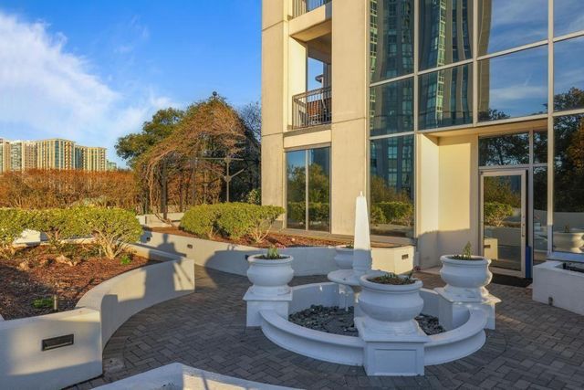 2828 Peachtree Road 2701, Atlanta, GA 30305