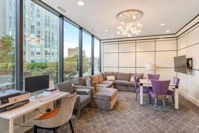 2828 Peachtree Road 2701, Atlanta, GA 30305