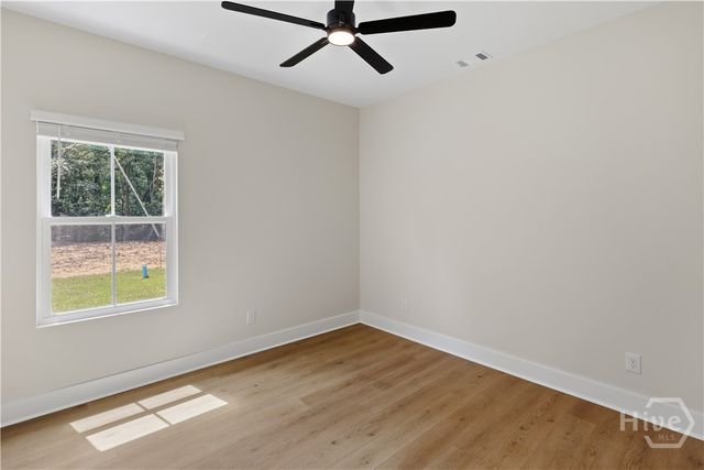 406 S Ash Street, Springfield, GA 31329