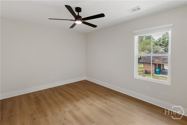 406 S Ash Street, Springfield, GA 31329