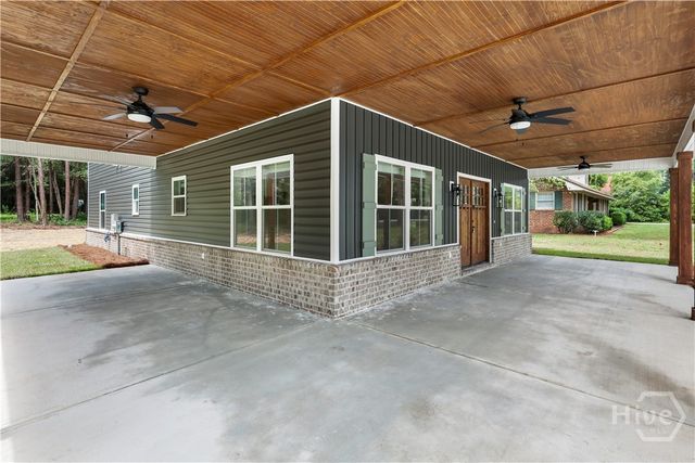 406 S Ash Street, Springfield, GA 31329