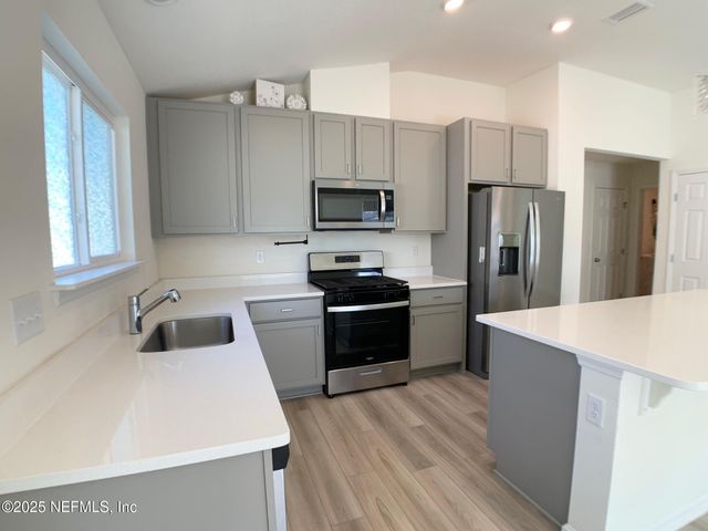 7948 RIPPA VALLEY Way, Jacksonville, FL 32222