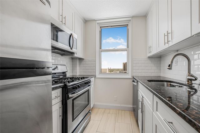 118-17 Union Turnpike 10L, Forest Hills, NY 11375