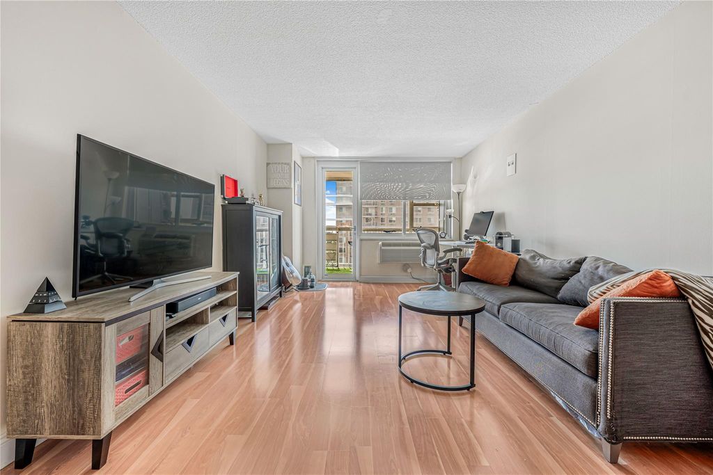 118-17 Union Turnpike 10L, Forest Hills, NY 11375