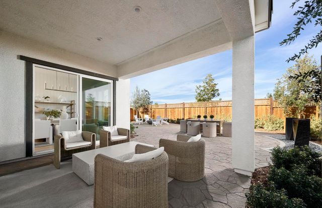 17786 Brightwood Avenue, Lathrop, CA 95330