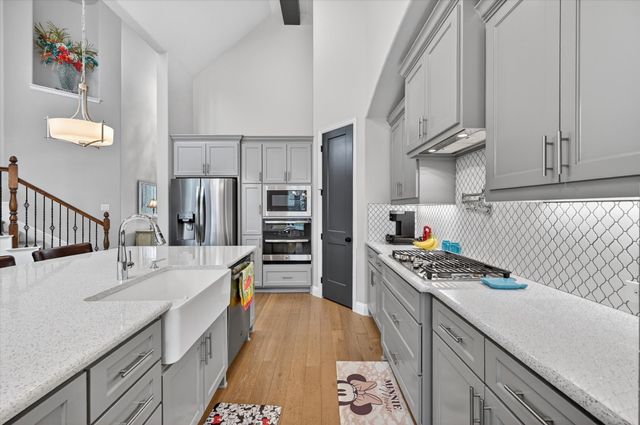 937 Merion Drive, Fort Worth, TX 76028