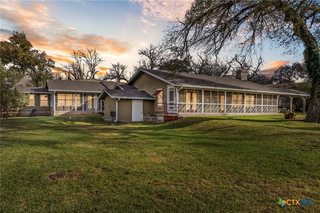 Image 1 of property listing at 5613 S Fm 183, Evant, TX 76525