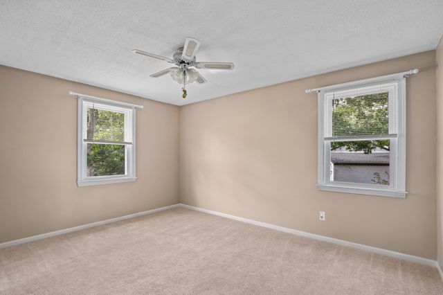 12 Pryer Drive, Bourne, MA 02559