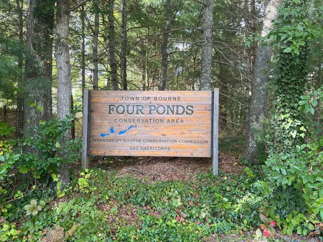 12 Pryer Drive, Bourne, MA 02559