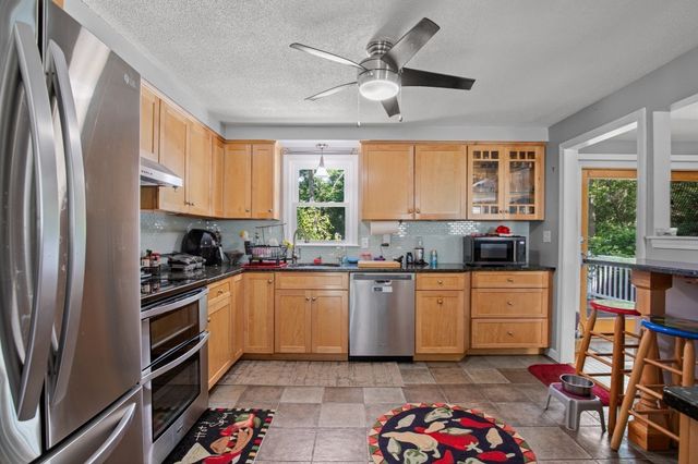 12 Pryer Drive, Bourne, MA 02559