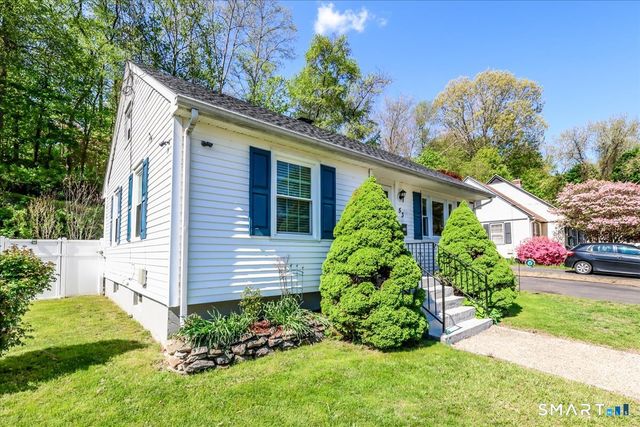 53 Webb Terrace, Ansonia, CT 06401