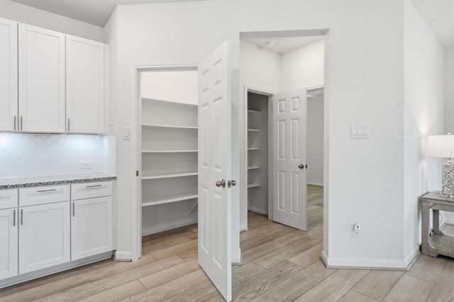 8739 Ute Creek Lane, Magnolia, TX 77354