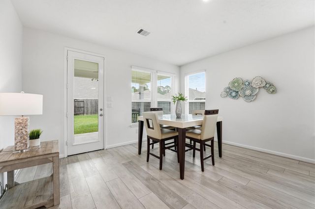 8739 Ute Creek Lane, Magnolia, TX 77354