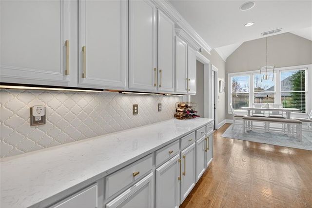 5471 Autumn Flame Drive, Braselton, GA 30517