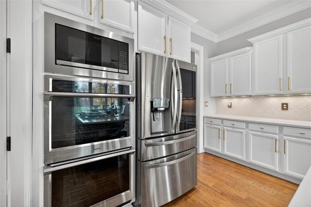 5471 Autumn Flame Drive, Braselton, GA 30517