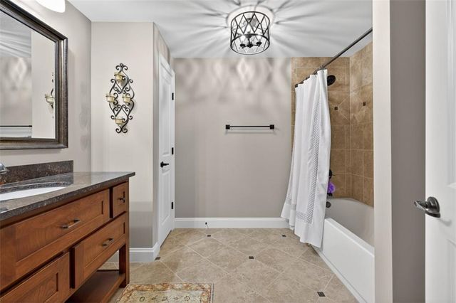 5471 Autumn Flame Drive, Braselton, GA 30517