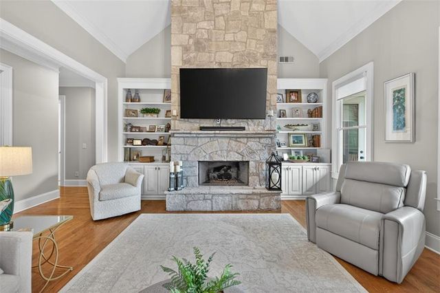 5471 Autumn Flame Drive, Braselton, GA 30517