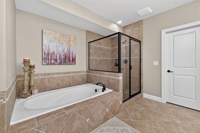 5471 Autumn Flame Drive, Braselton, GA 30517