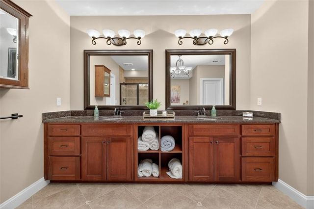 5471 Autumn Flame Drive, Braselton, GA 30517