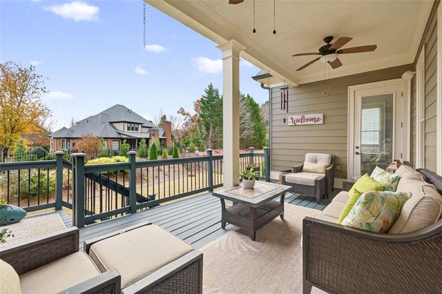 5471 Autumn Flame Drive, Braselton, GA 30517