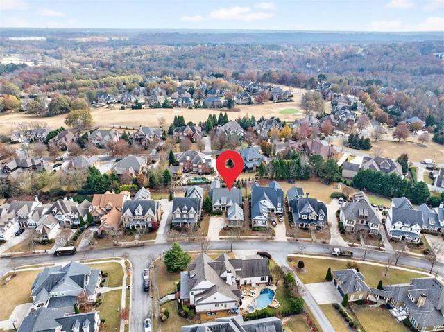 5471 Autumn Flame Drive, Braselton, GA 30517