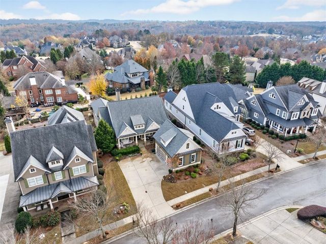 5471 Autumn Flame Drive, Braselton, GA 30517